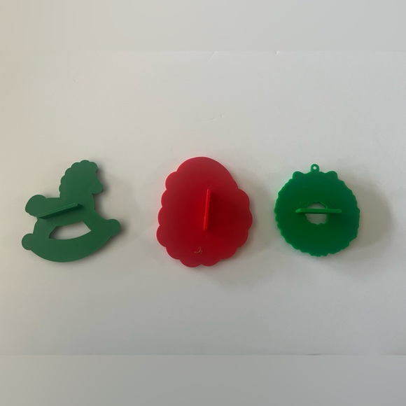 Vintage Hallmark Holiday Themed Cookie Cutters (7) - Picture 2 of 8